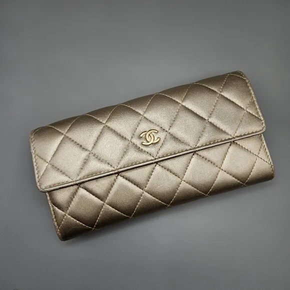 CHANEL Authentic Gold Flap Wallet/Clutch - Picture 9 of 16
